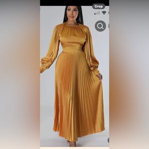 Gold pleated dress. Size L